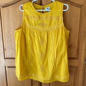 Old Navy Tall Tank with Eyelet and Crochet Detail